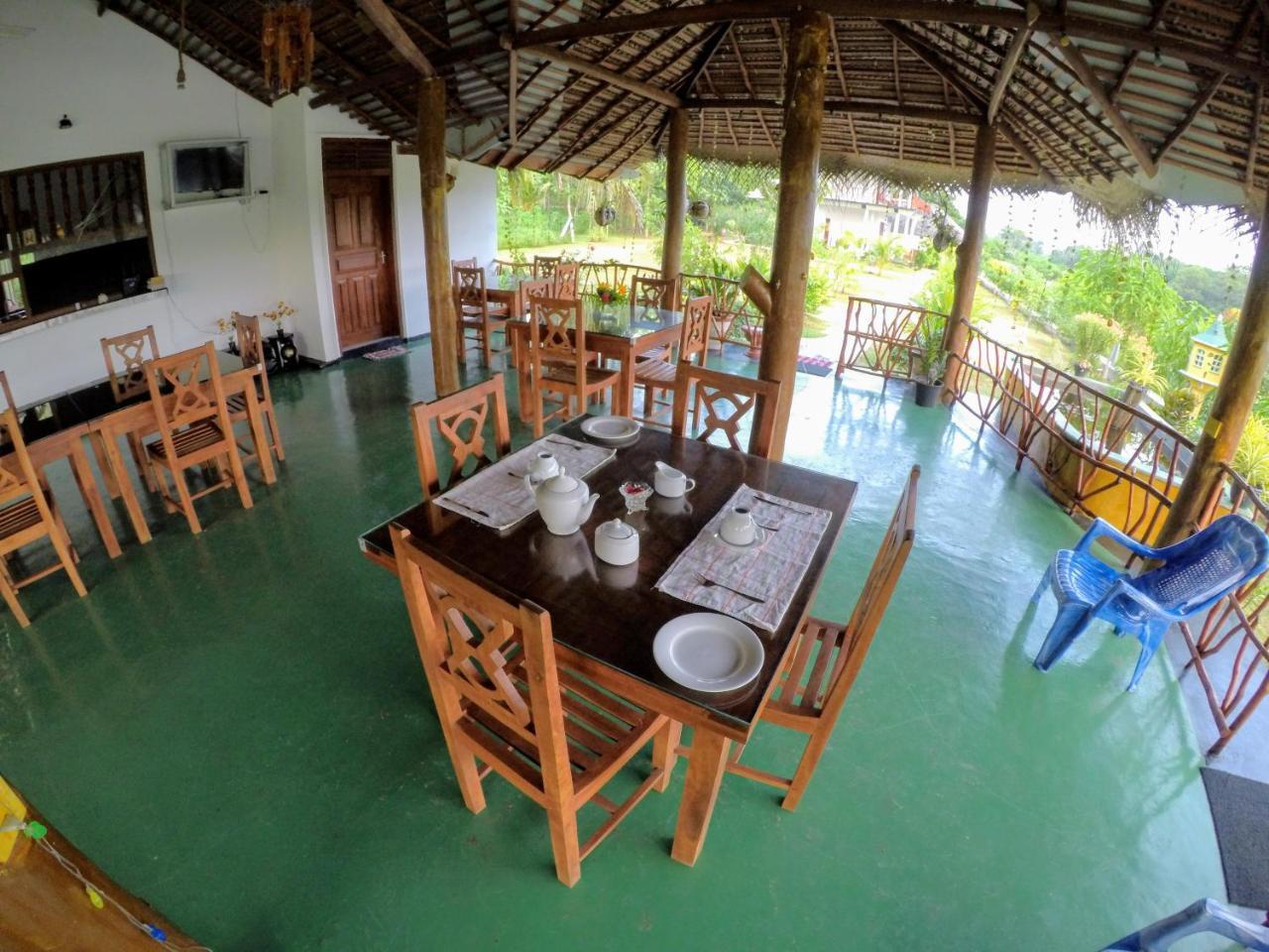 Pearl Cave Cabanas & Resturant Tangalle Esterno foto
